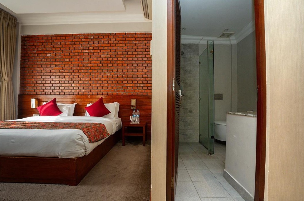 Accommodation example