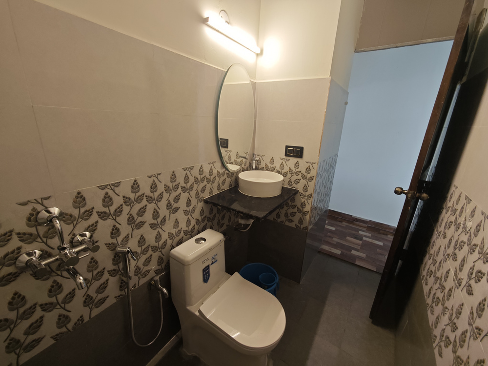 Bathroom Kiom cottages and homestay bathroom