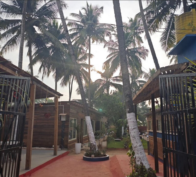 Entrance Kiom cottages and homestay entrance